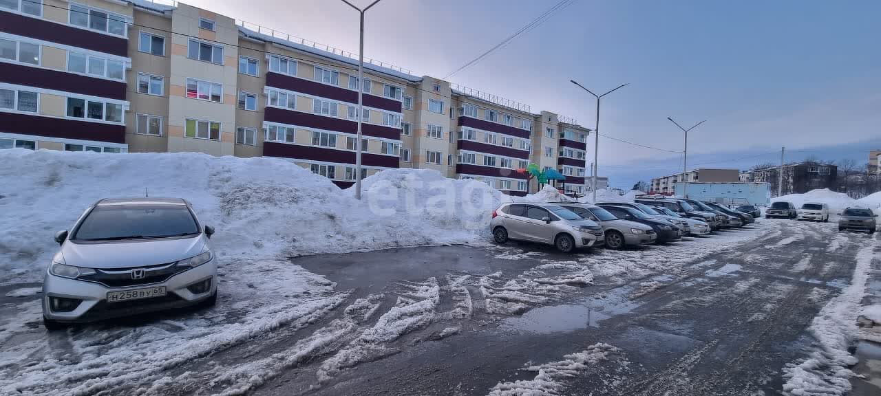 Продажа 2-комнатной квартиры, Южно-Сахалинск, Сахалинская область,  Южно-Сахалинск