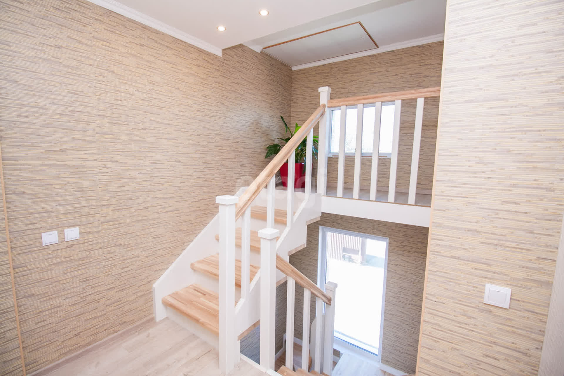 Продажа дома, 318м <sup>2</sup>, 10 сот., Южно-Сахалинск, Сахалинская область,  