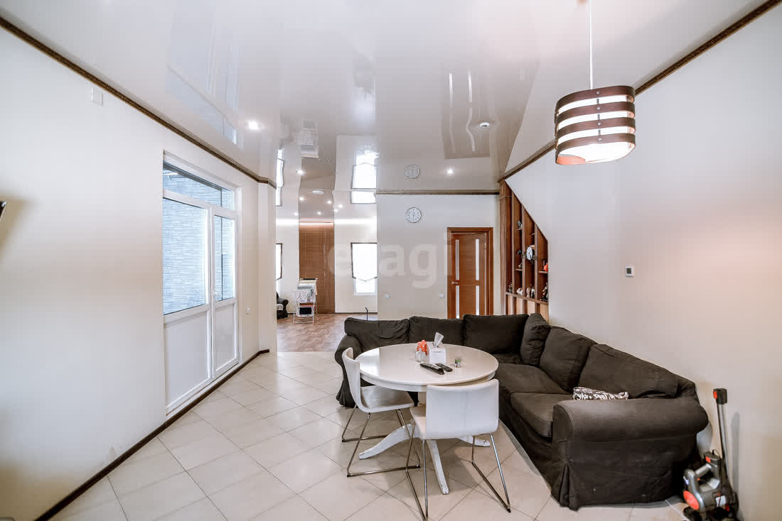 Продажа дома, 435м <sup>2</sup>, 12 сот., Южно-Сахалинск, Сахалинская область,  