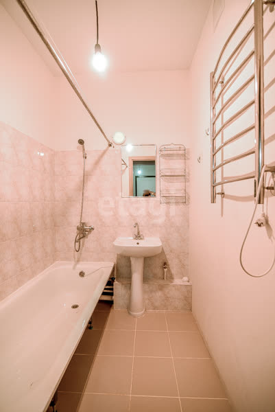 Продажа 2-комнатной квартиры, Южно-Сахалинск, Сахалинская область,  Южно-Сахалинск