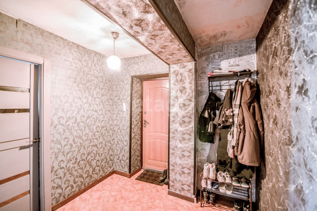 Продажа 2-комнатной квартиры, Южно-Сахалинск, Сахалинская область,  Южно-Сахалинск