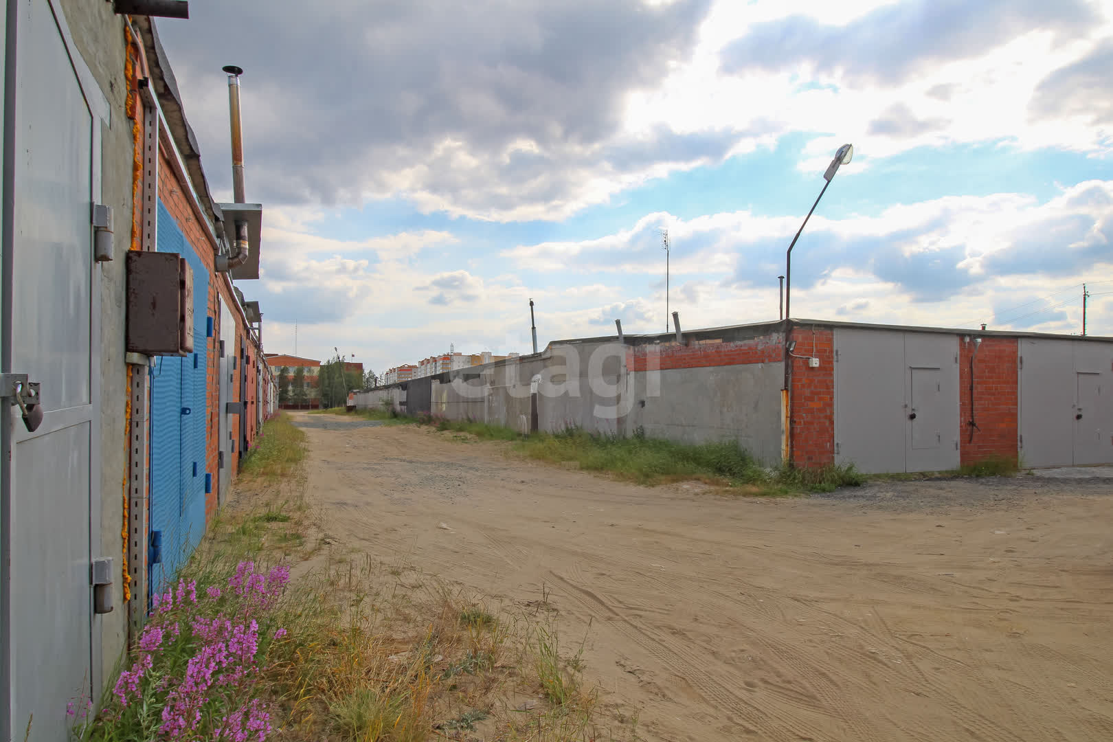 Аренда коммерческой недвижимости, 180м <sup>2</sup>, Новый Уренгой, Ямало-Ненецкий АО,  Новый Уренгой