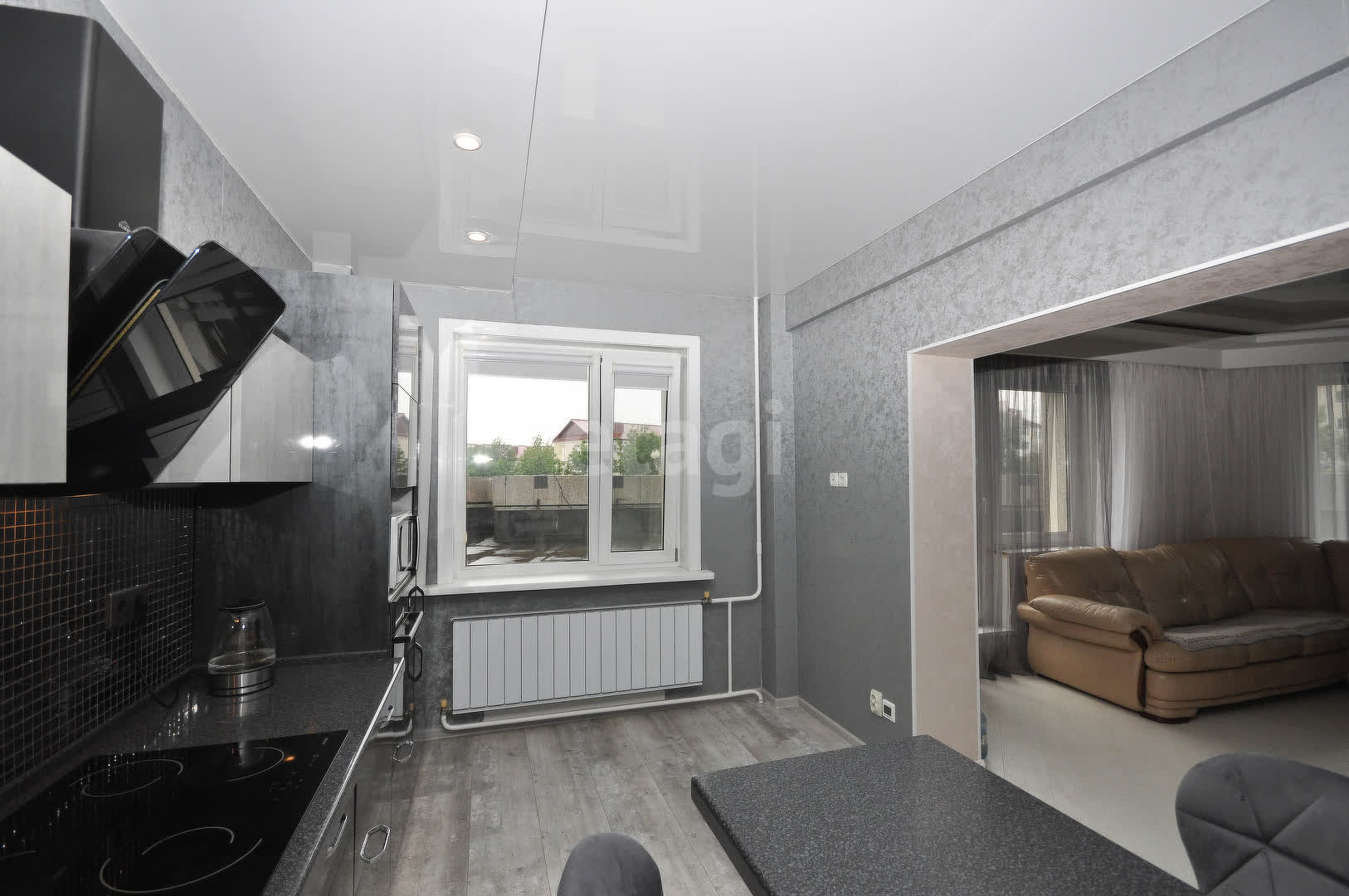 Продажа 3-комнатной квартиры, Южно-Сахалинск, Сахалинская область,  Южно-Сахалинск