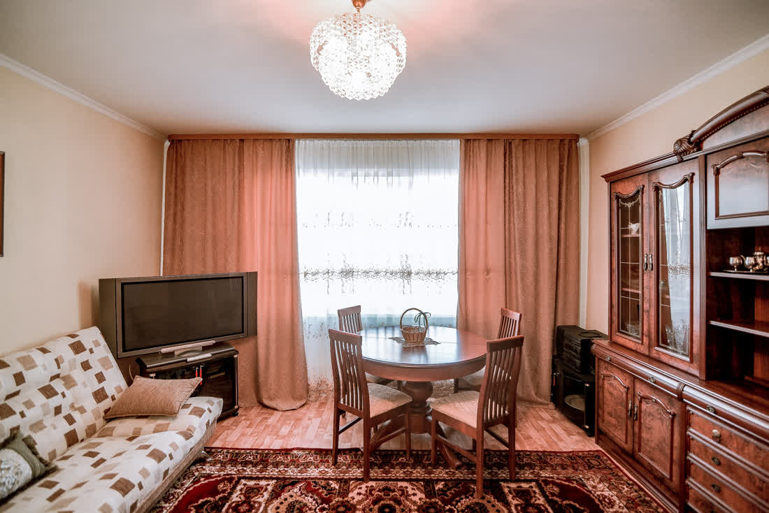 Продажа 4-комнатной квартиры, Южно-Сахалинск, Сахалинская область,  Южно-Сахалинск