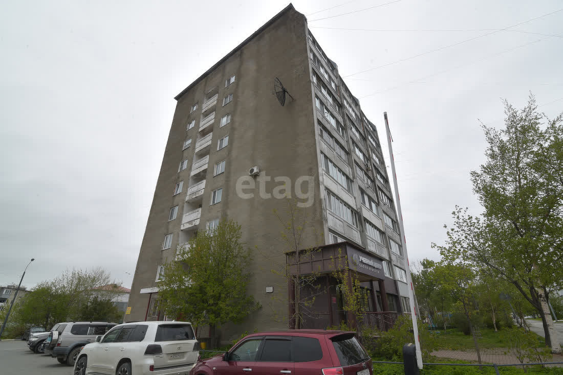 Продажа 4-комнатной квартиры, Южно-Сахалинск, Сахалинская область,  Южно-Сахалинск