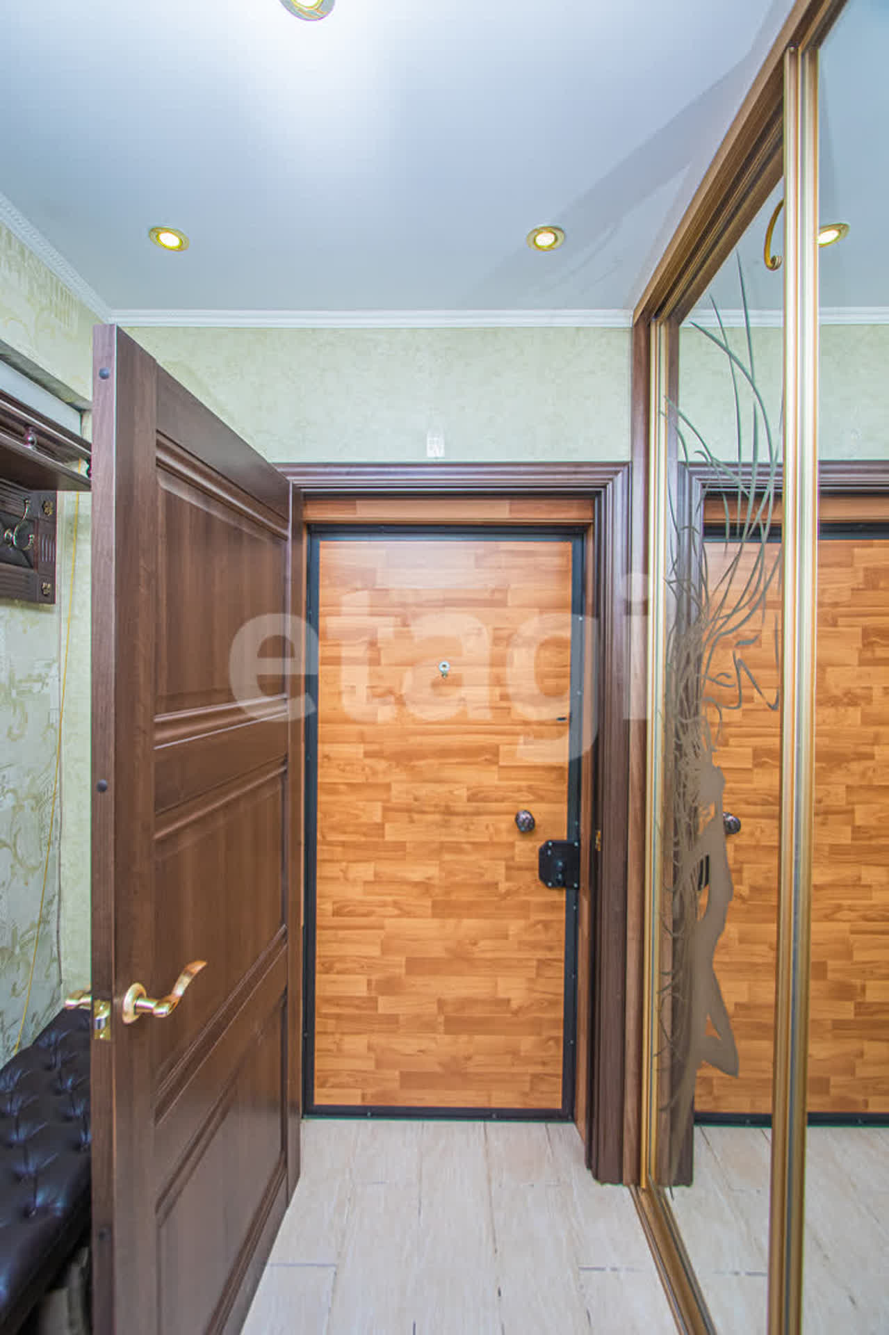 Продажа 3-комнатной квартиры, Улан-Удэ, Республика Бурятия,  Улан-Удэ