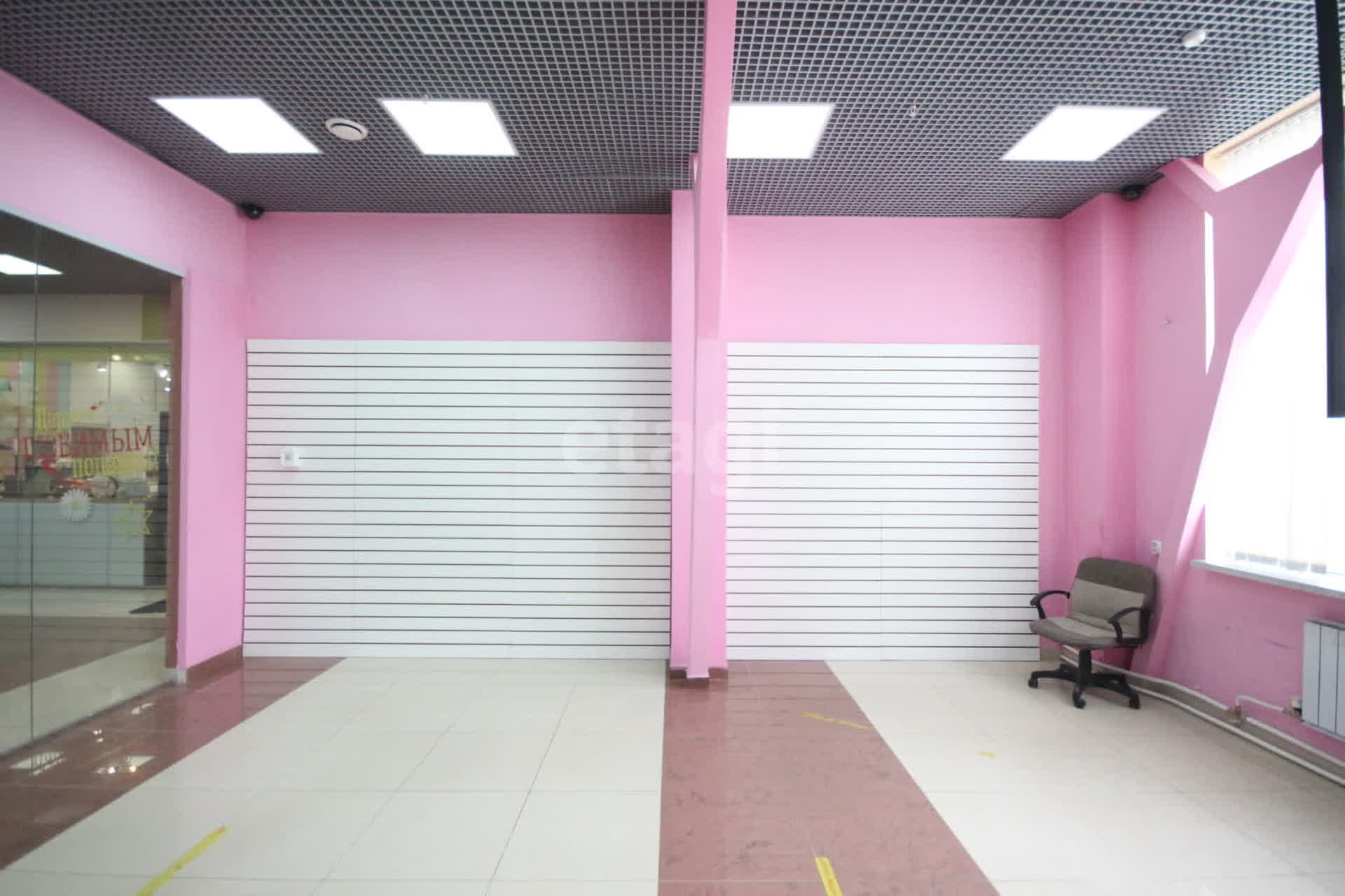 Аренда коммерческой недвижимости, 39м <sup>2</sup>, Новый Уренгой, Ямало-Ненецкий АО,  Новый Уренгой