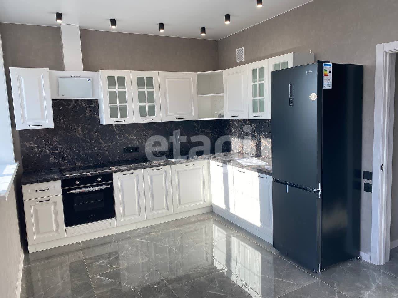 Продажа дома, 192м <sup>2</sup>, 9 сот., Улан-Удэ, Республика Бурятия,  Тарбагатайский