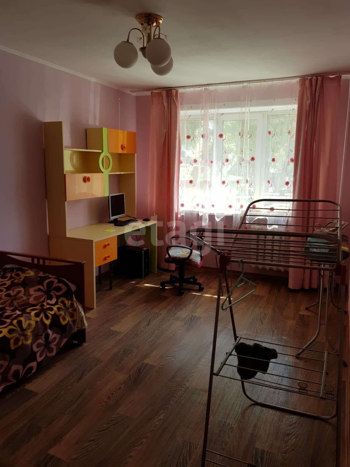 Продажа 3-комнатной квартиры, Южно-Сахалинск, Сахалинская область,  Южно-Сахалинск