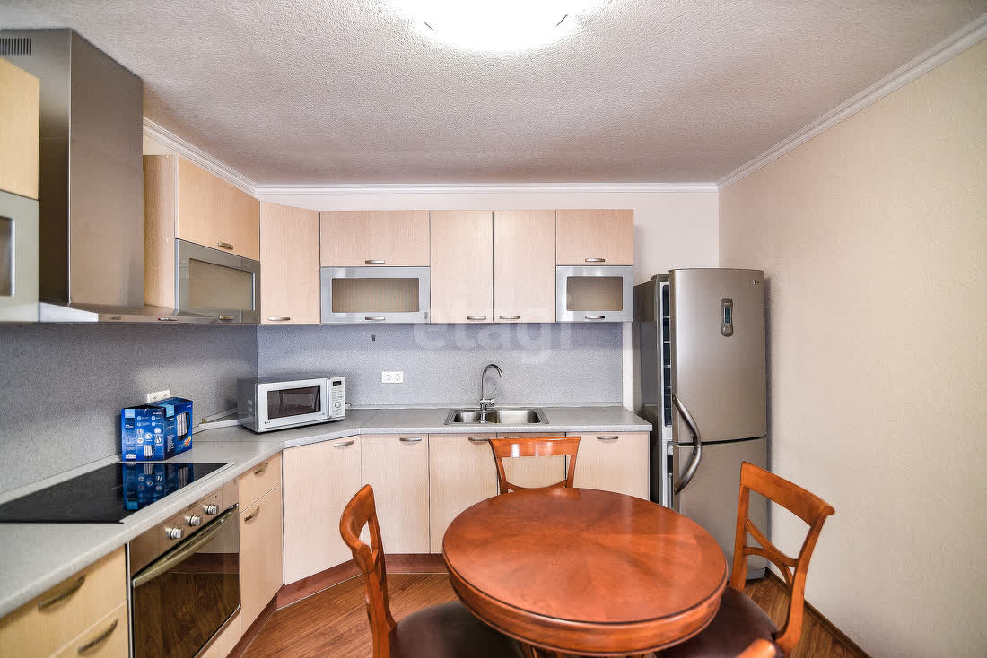 Аренда 2-комнатной квартиры, Южно-Сахалинск, Сахалинская область,  Южно-Сахалинск