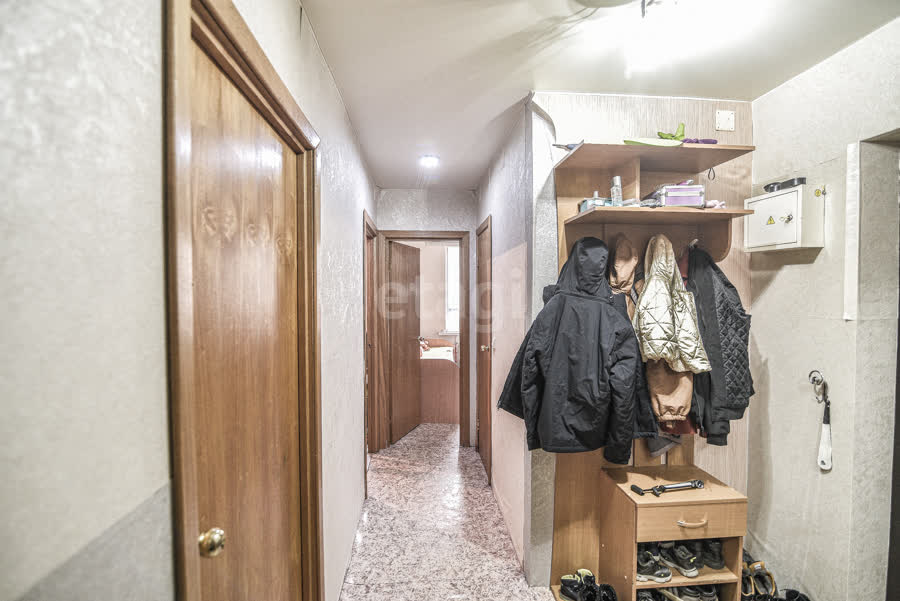 Продажа 3-комнатной квартиры, Южно-Сахалинск, Сахалинская область,  Южно-Сахалинск