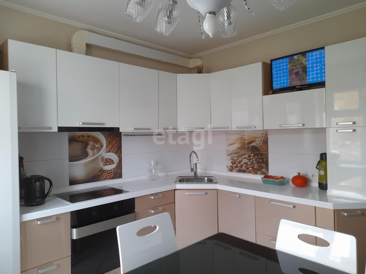 Продажа 3-комнатной квартиры, Южно-Сахалинск, Сахалинская область,  Южно-Сахалинск