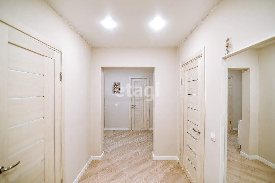 Продажа 2-комнатной квартиры, Южно-Сахалинск, Сахалинская область,  Южно-Сахалинск