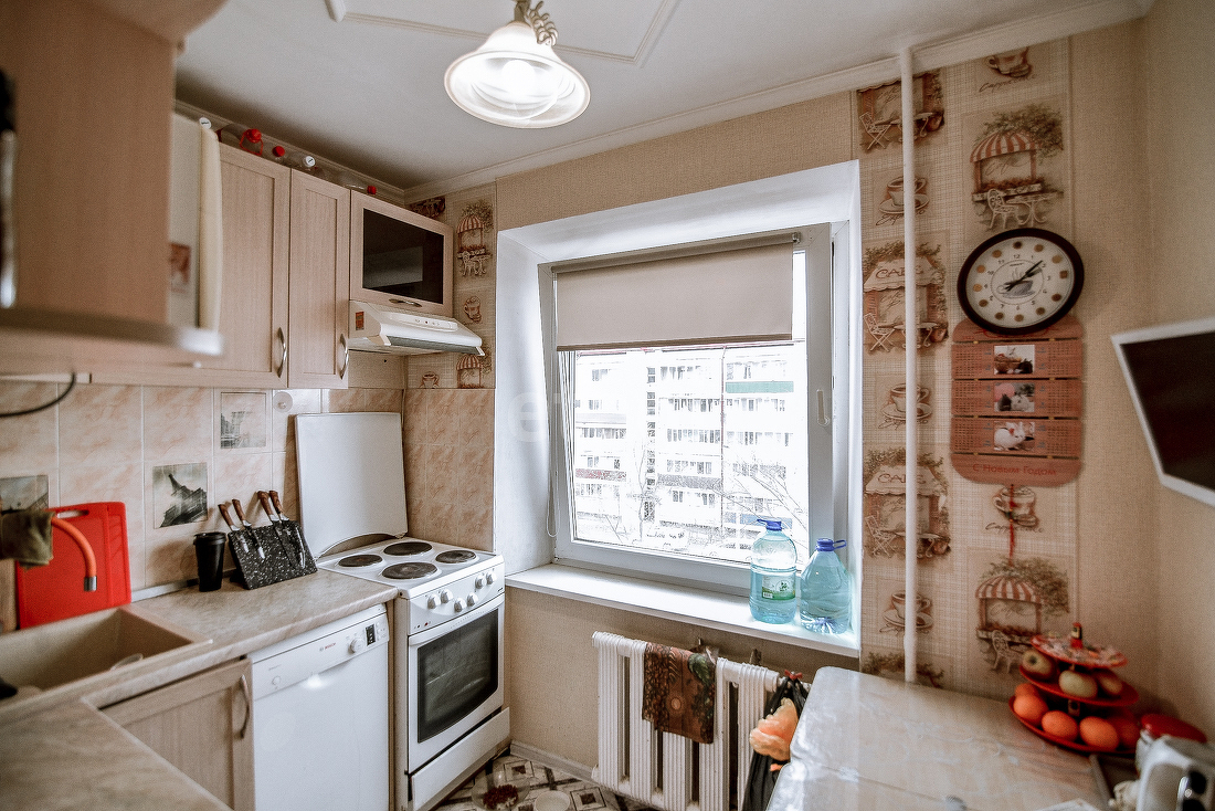 Продажа 3-комнатной квартиры, Южно-Сахалинск, Сахалинская область,  Южно-Сахалинск