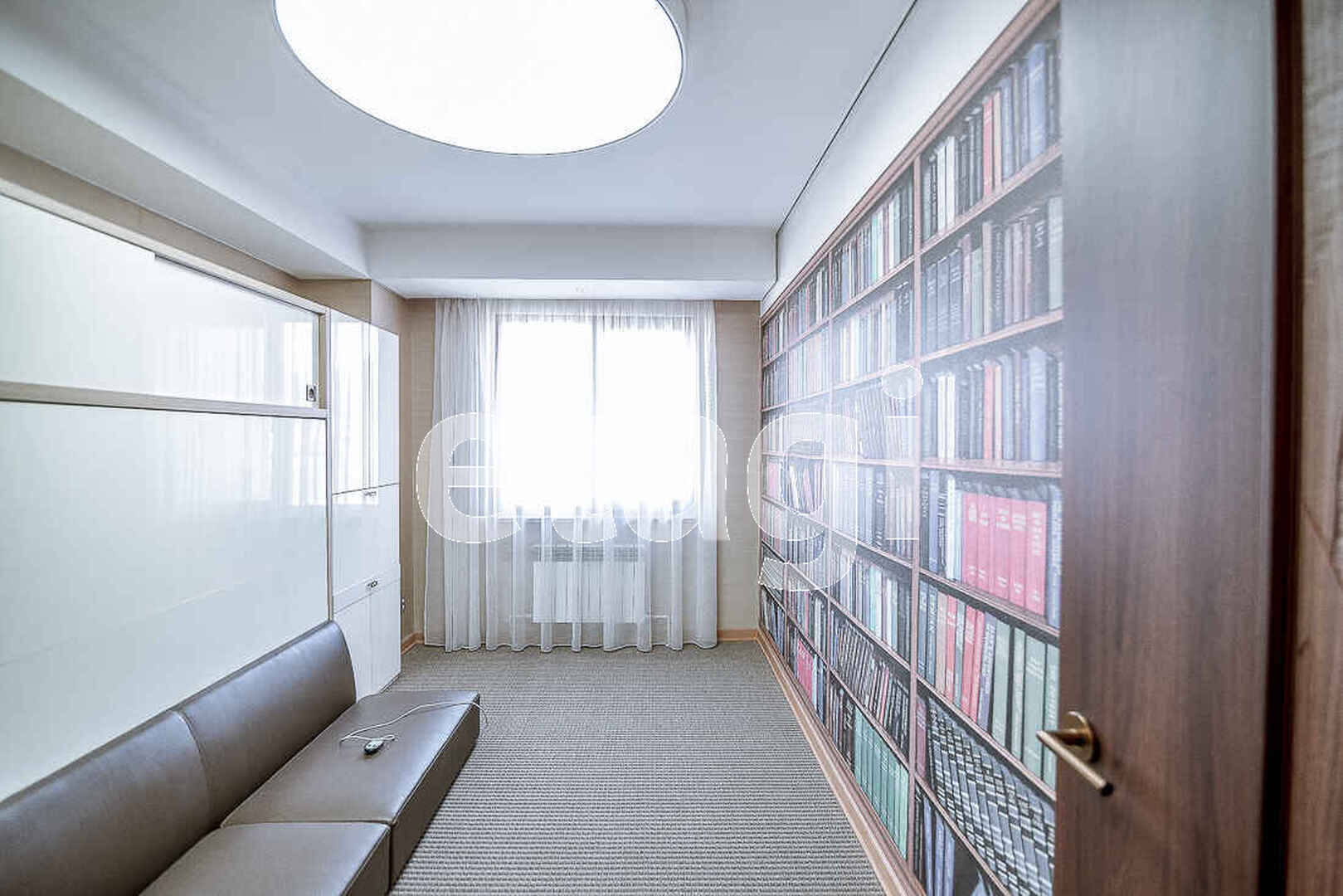 Продажа 3-комнатной квартиры, Южно-Сахалинск, Сахалинская область,  Южно-Сахалинск