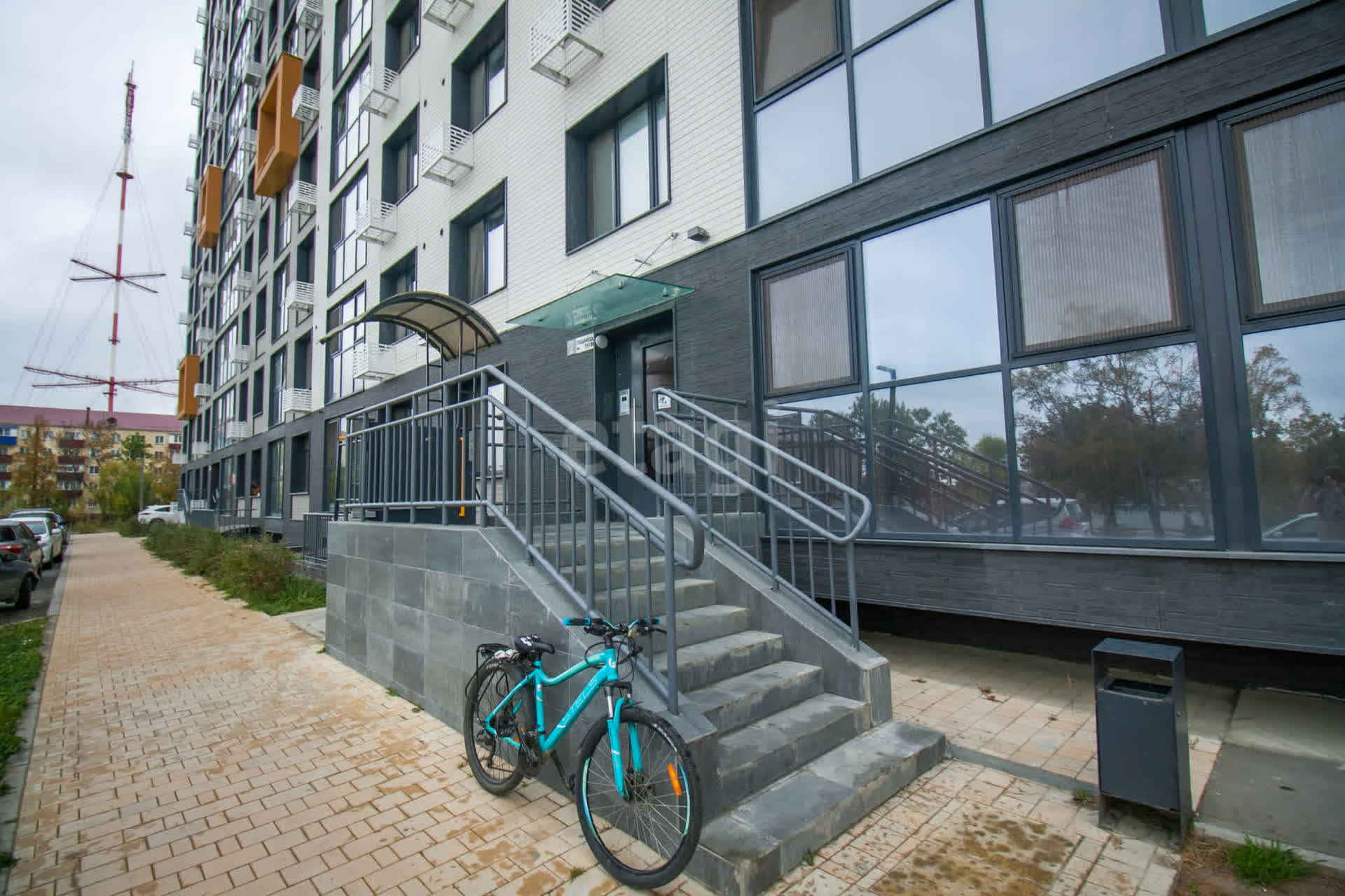 Продажа 3-комнатной квартиры, Южно-Сахалинск, Сахалинская область,  Южно-Сахалинск