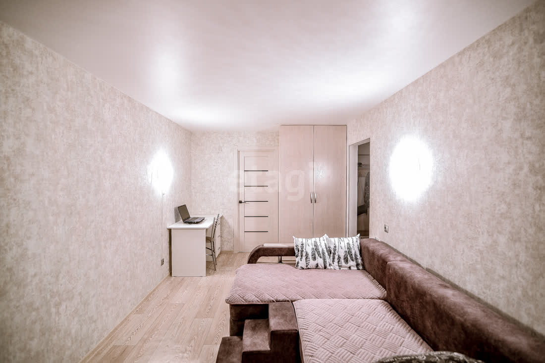 Продажа 2-комнатной квартиры, Южно-Сахалинск, Сахалинская область,  Южно-Сахалинск