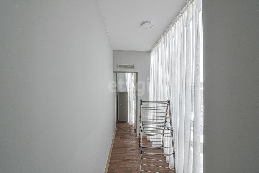 Продажа 4-комнатной квартиры, Южно-Сахалинск, Сахалинская область,  Южно-Сахалинск