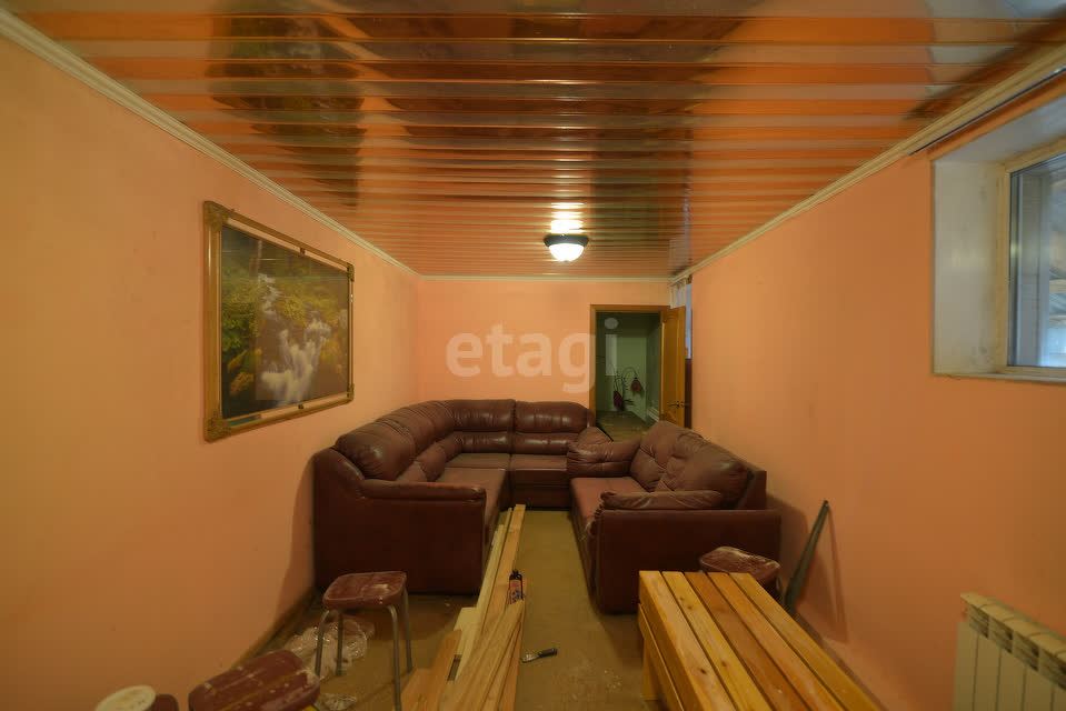 Продажа коммерческой недвижимости, 256м <sup>2</sup>, Южно-Сахалинск, Сахалинская область,  Южно-Сахалинск