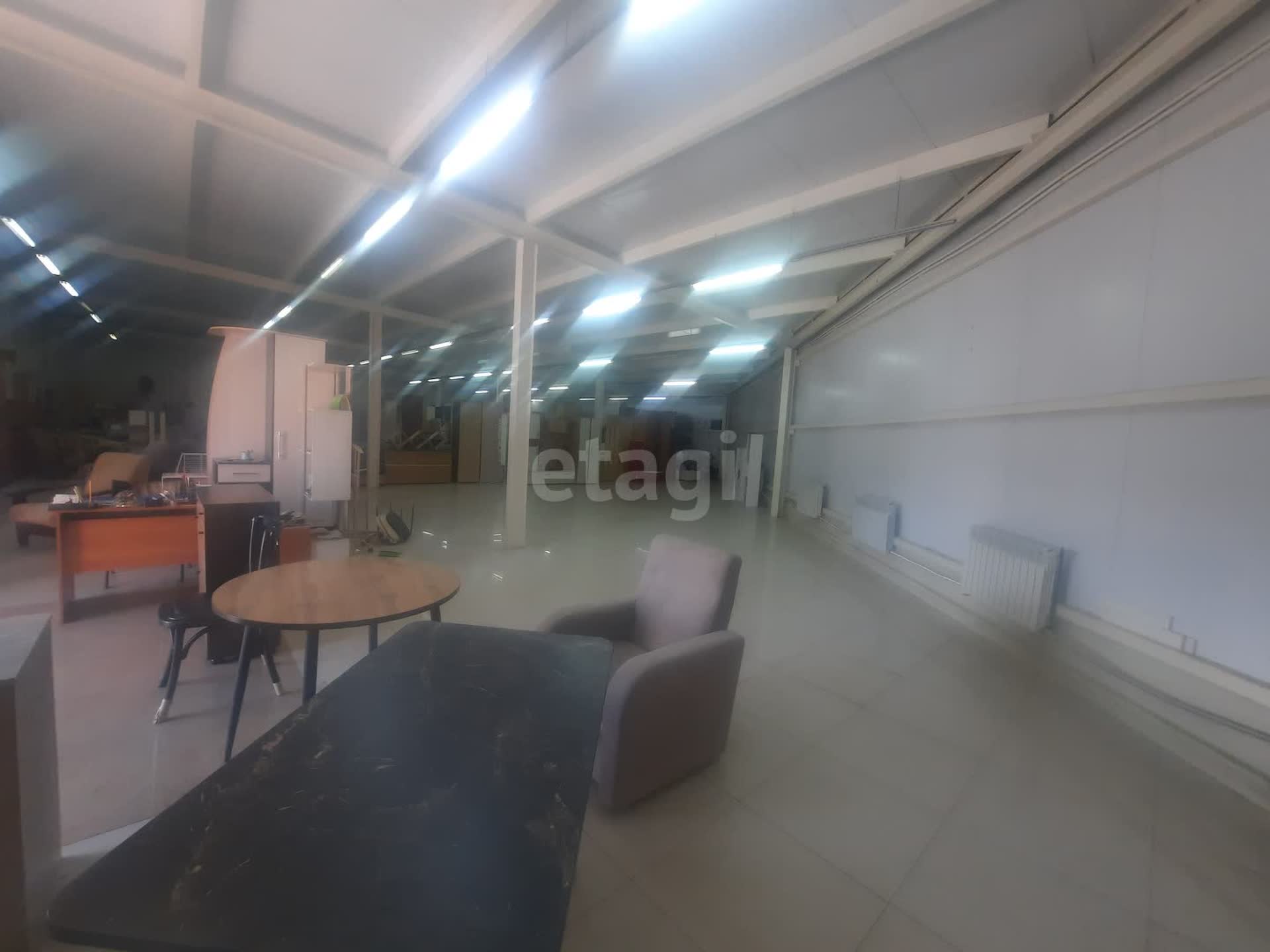 Аренда коммерческой недвижимости, 400м <sup>2</sup>, Южно-Сахалинск, Сахалинская область,  Южно-Сахалинск