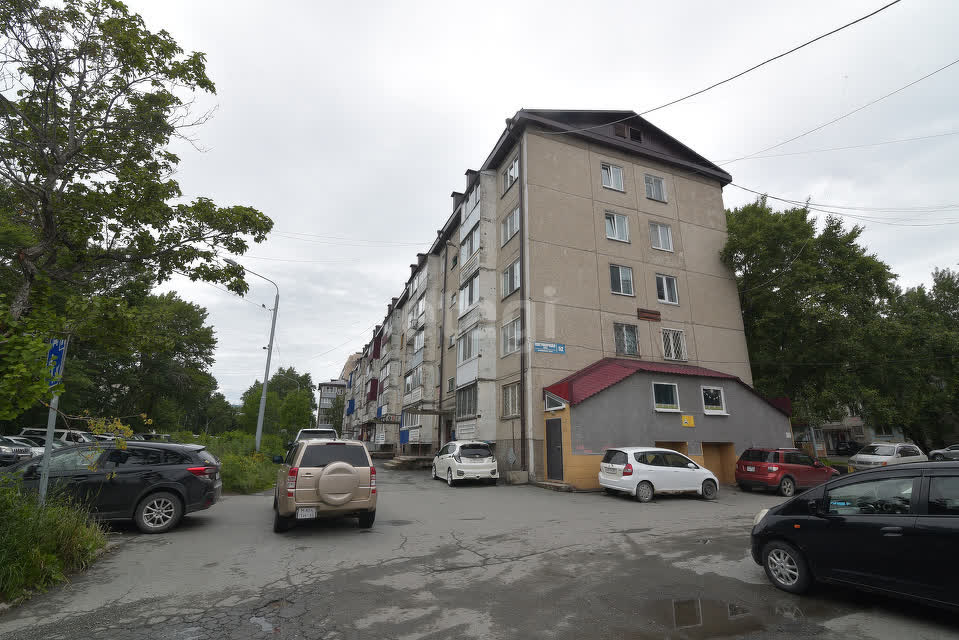 Продажа 2-комнатной квартиры, Южно-Сахалинск, Сахалинская область,  Южно-Сахалинск