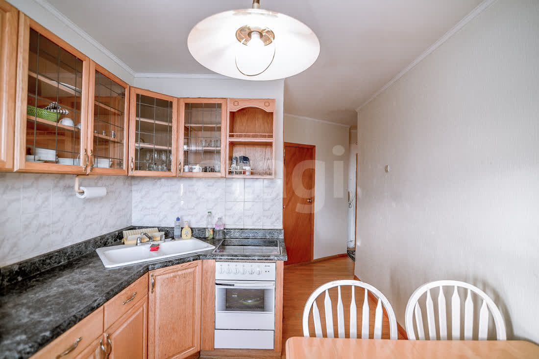 Продажа 2-комнатной квартиры, Южно-Сахалинск, Сахалинская область,  Южно-Сахалинск