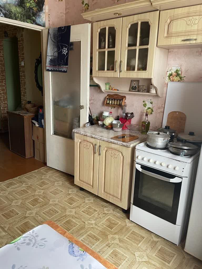 Продажа 2-комнатной квартиры, Южно-Сахалинск, Сахалинская область,  Южно-Сахалинск