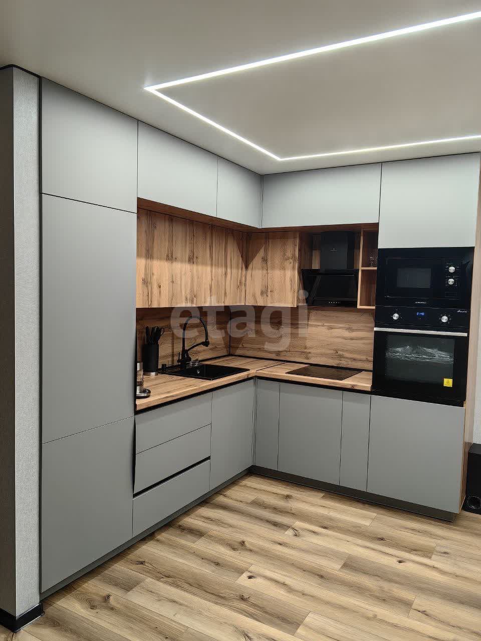 Продажа 2-комнатной квартиры, Южно-Сахалинск, Сахалинская область,  Южно-Сахалинск