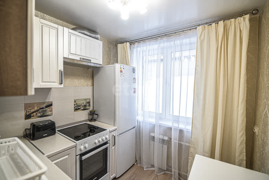 Продажа 2-комнатной квартиры, Южно-Сахалинск, Сахалинская область,  Южно-Сахалинск