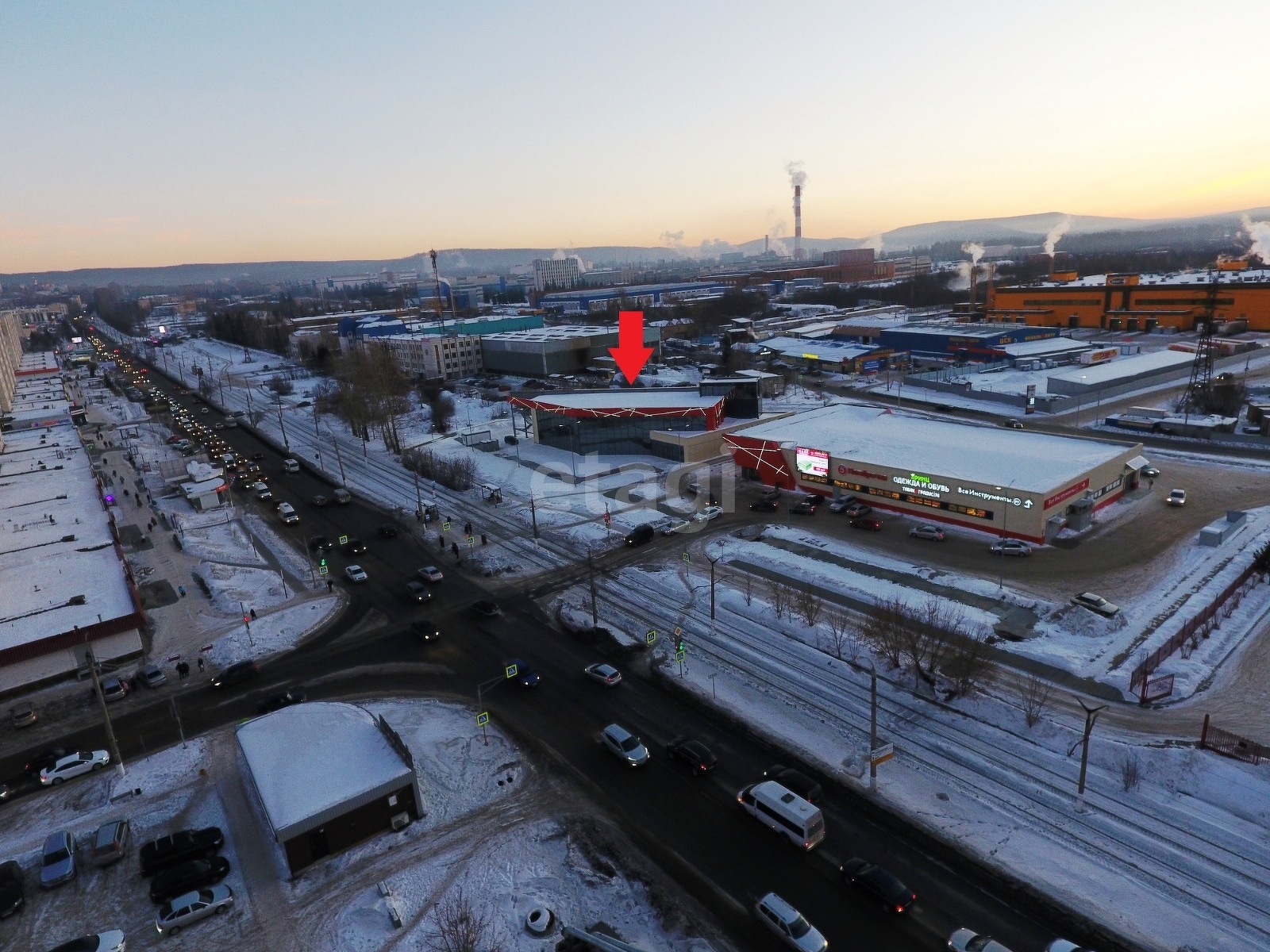 Аренда коммерческой недвижимости, 133м <sup>2</sup>, Челябинск, Челябинская область,  Златоуст