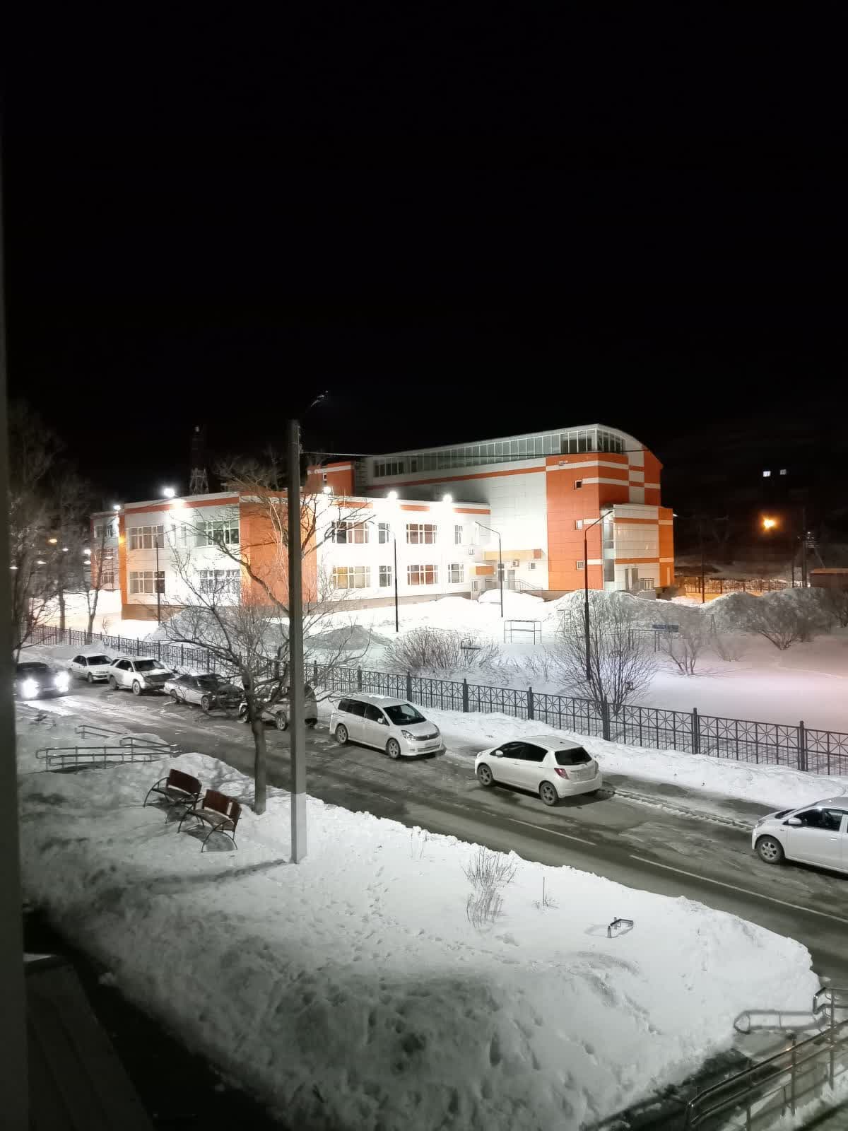 Продажа 2-комнатной квартиры, Южно-Сахалинск, Сахалинская область,  Южно-Сахалинск