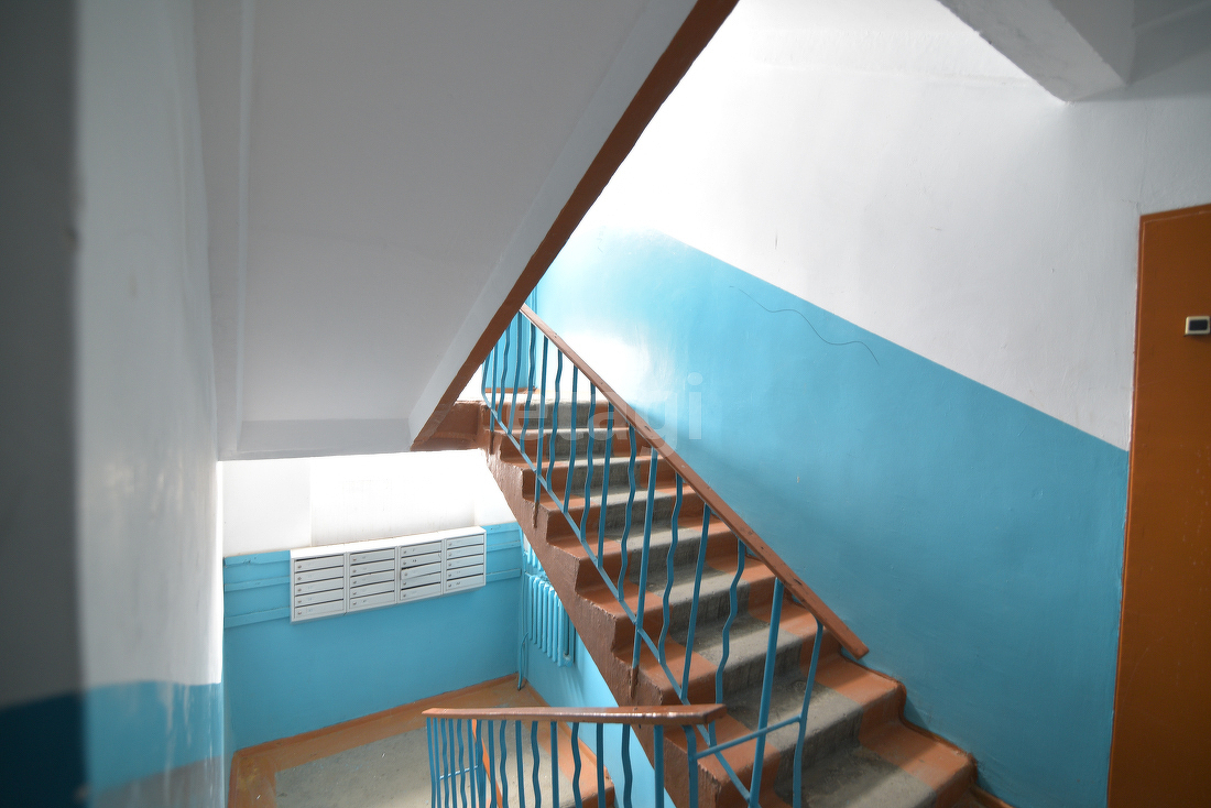 Продажа 2-комнатной квартиры, Южно-Сахалинск, Сахалинская область,  Южно-Сахалинск