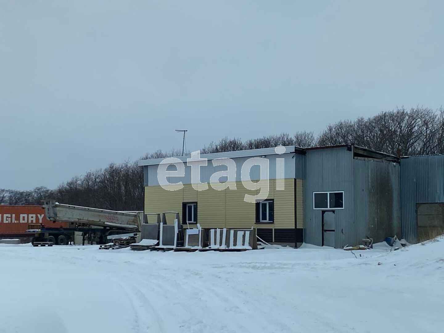 Продажа коммерческой недвижимости, 100м <sup>2</sup>, Южно-Сахалинск, Сахалинская область,  Южно-Сахалинск