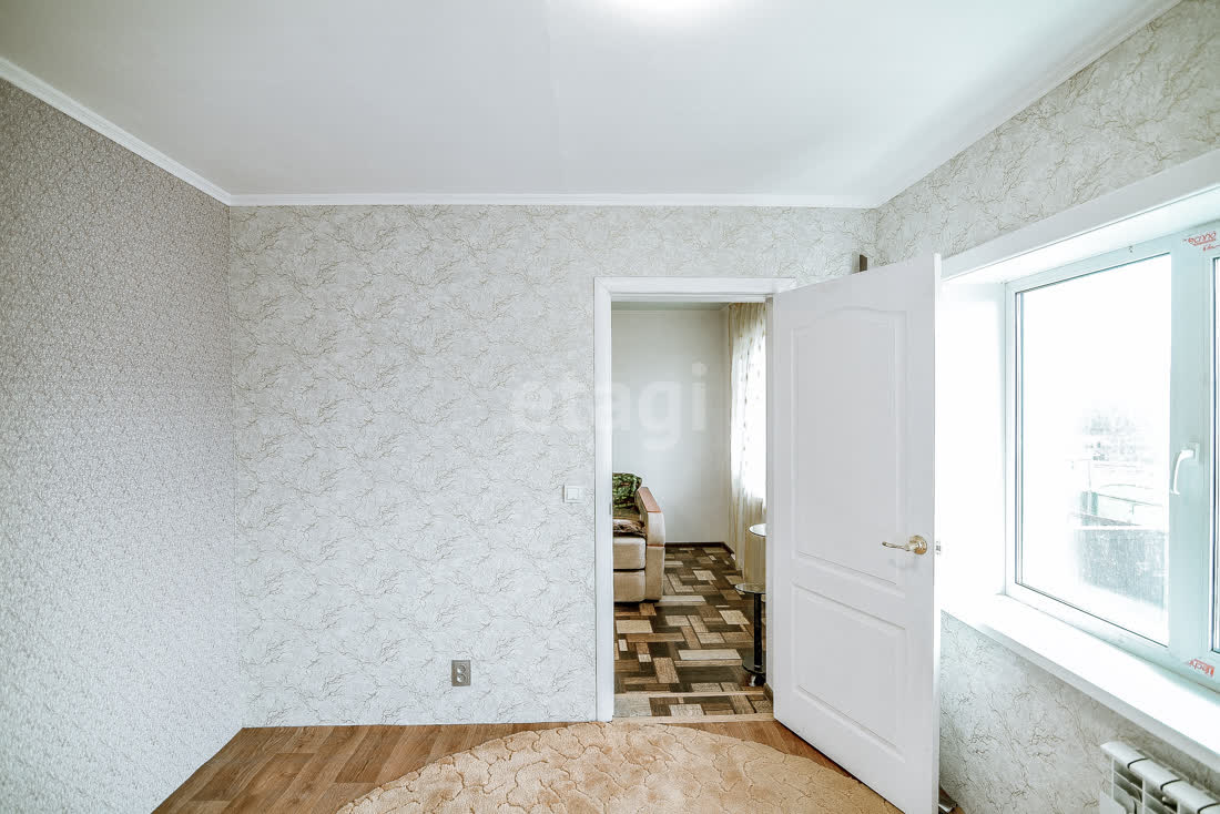 Продажа 4-комнатной квартиры, Южно-Сахалинск, Сахалинская область,  Южно-Сахалинск