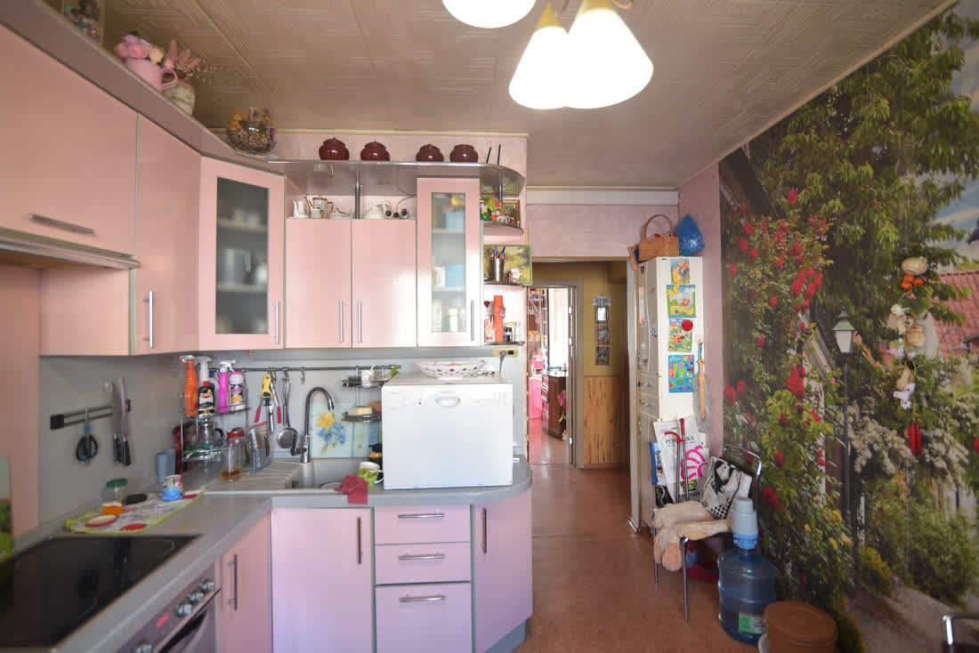 Продажа 3-комнатной квартиры, Южно-Сахалинск, Сахалинская область,  Южно-Сахалинск