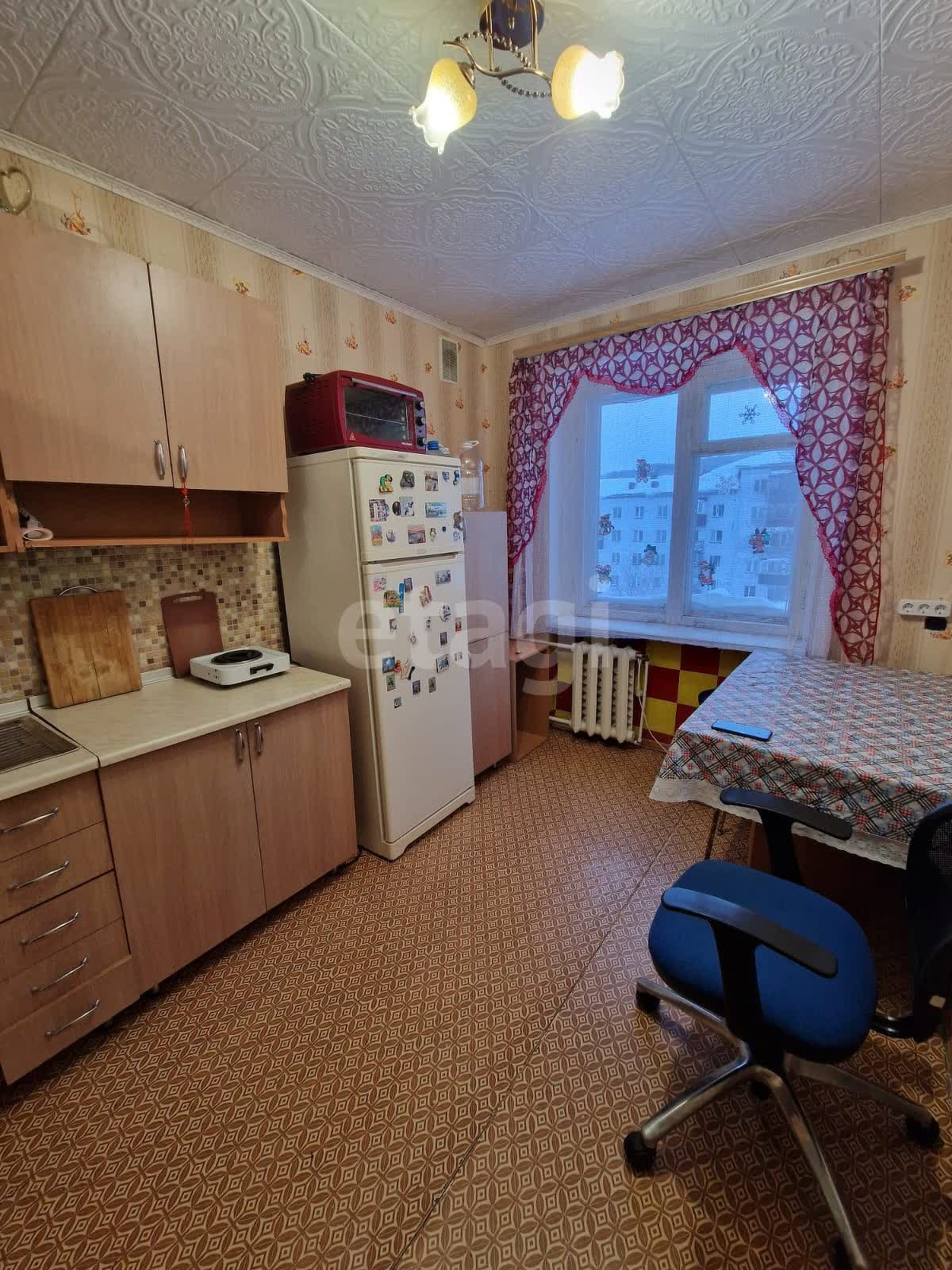 Продажа 4-комнатной квартиры, Южно-Сахалинск, Сахалинская область,  Южно-Сахалинск