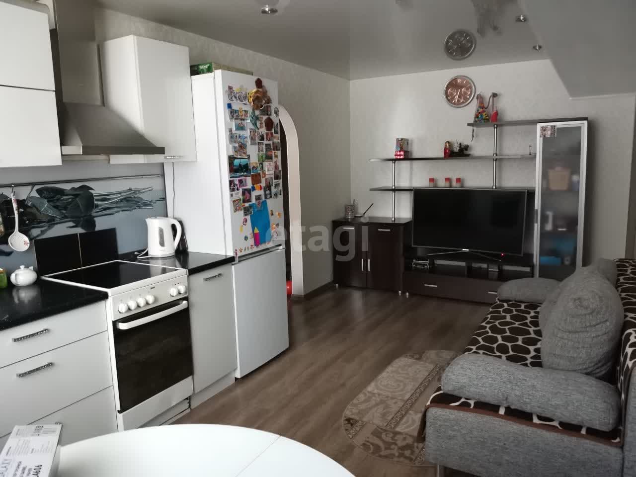 Продажа 2-комнатной квартиры, Южно-Сахалинск, Сахалинская область,  Южно-Сахалинск