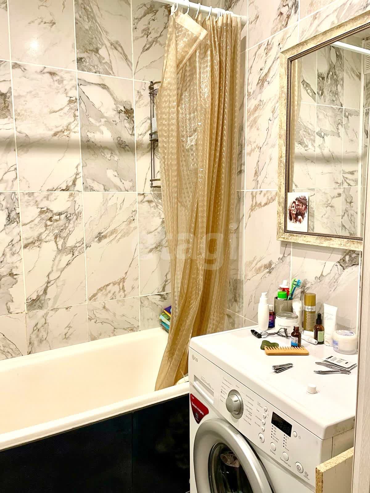 Продажа 2-комнатной квартиры, Южно-Сахалинск, Сахалинская область,  Южно-Сахалинск