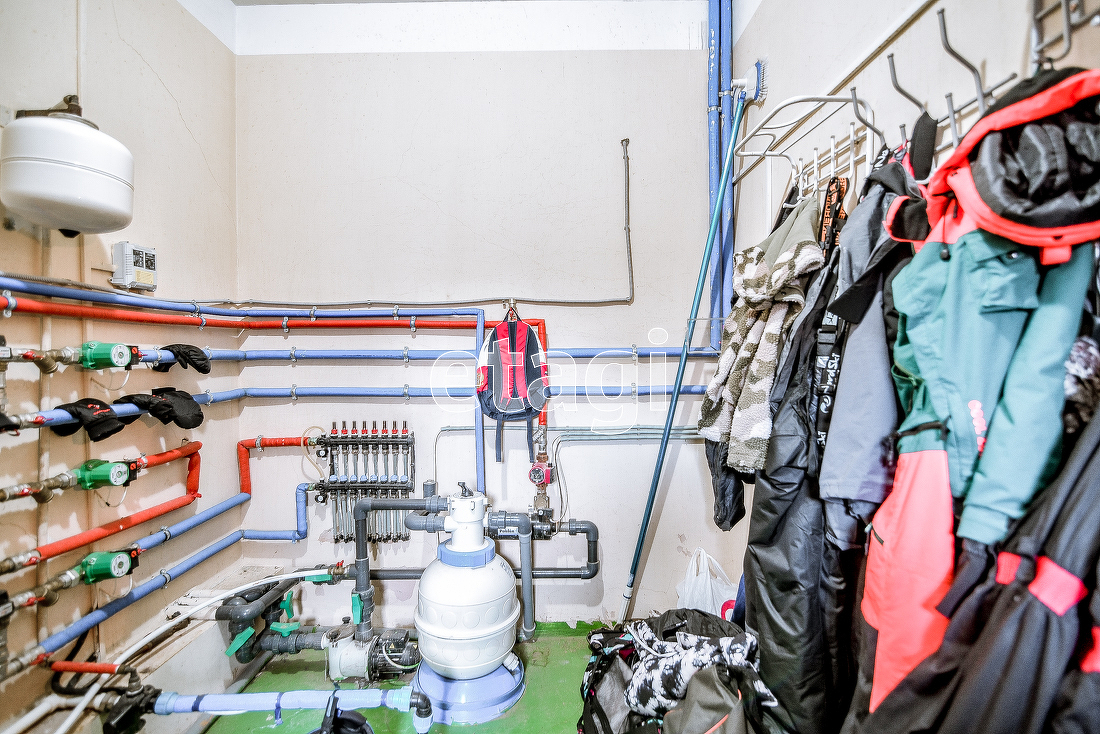 Продажа дома, 350м <sup>2</sup>, 16 сот., Южно-Сахалинск, Сахалинская область,  