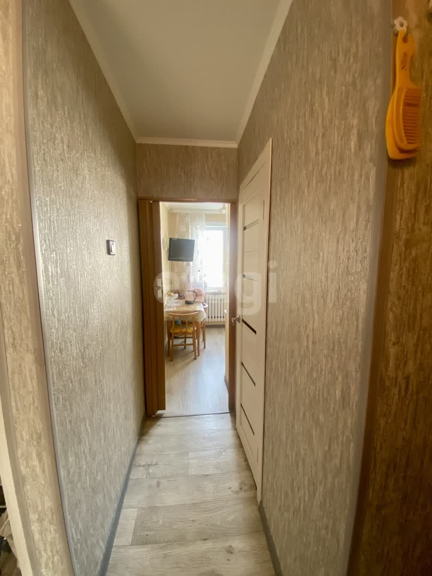 Продажа 2-комнатной квартиры, Южно-Сахалинск, Сахалинская область,  Южно-Сахалинск