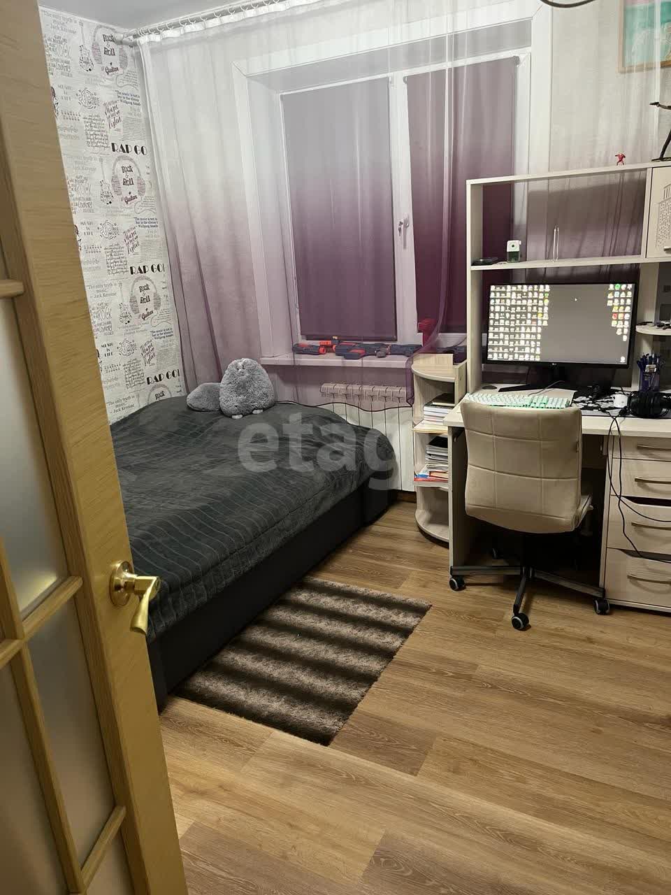 Продажа 3-комнатной квартиры, Южно-Сахалинск, Сахалинская область,  Южно-Сахалинск