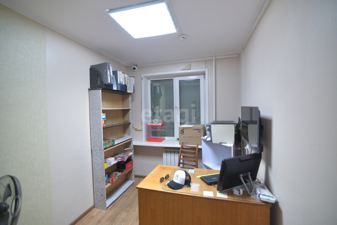 Продажа коммерческой недвижимости, 71м <sup>2</sup>, Южно-Сахалинск, Сахалинская область,  Южно-Сахалинск