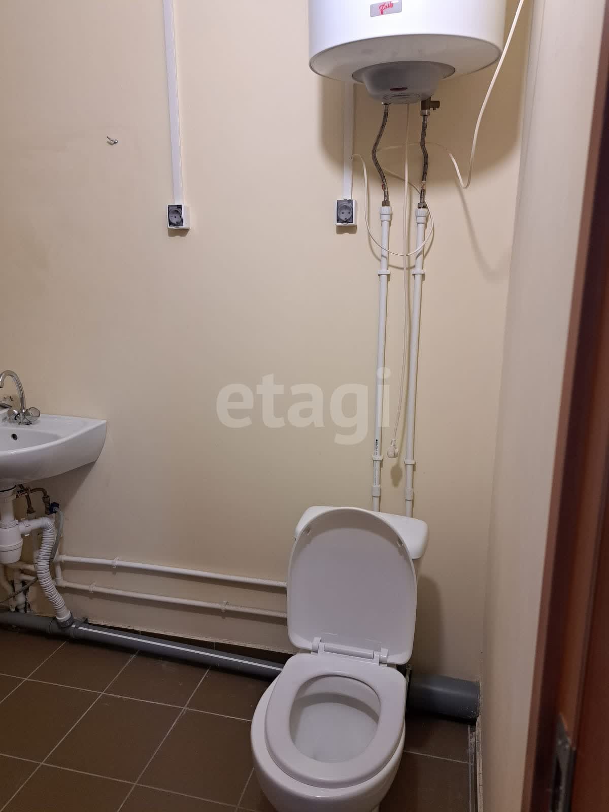 Продажа 2-комнатной квартиры, Южно-Сахалинск, Сахалинская область,  Южно-Сахалинск