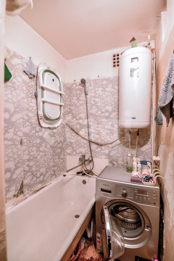 Продажа 2-комнатной квартиры, Южно-Сахалинск, Сахалинская область,  Южно-Сахалинск