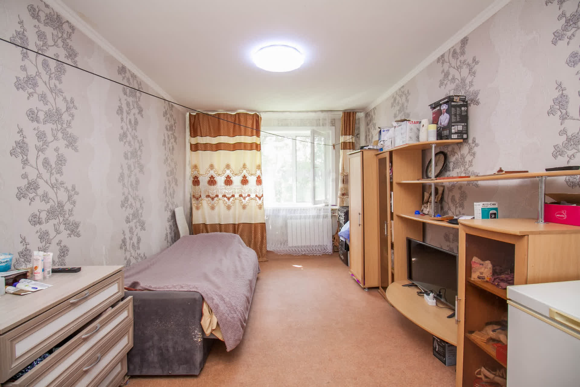 Продажа 2-комнатной квартиры, Южно-Сахалинск, Сахалинская область,  Южно-Сахалинск