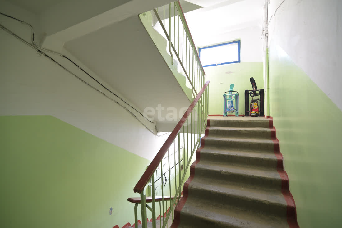 Продажа 2-комнатной квартиры, Южно-Сахалинск, Сахалинская область,  Южно-Сахалинск