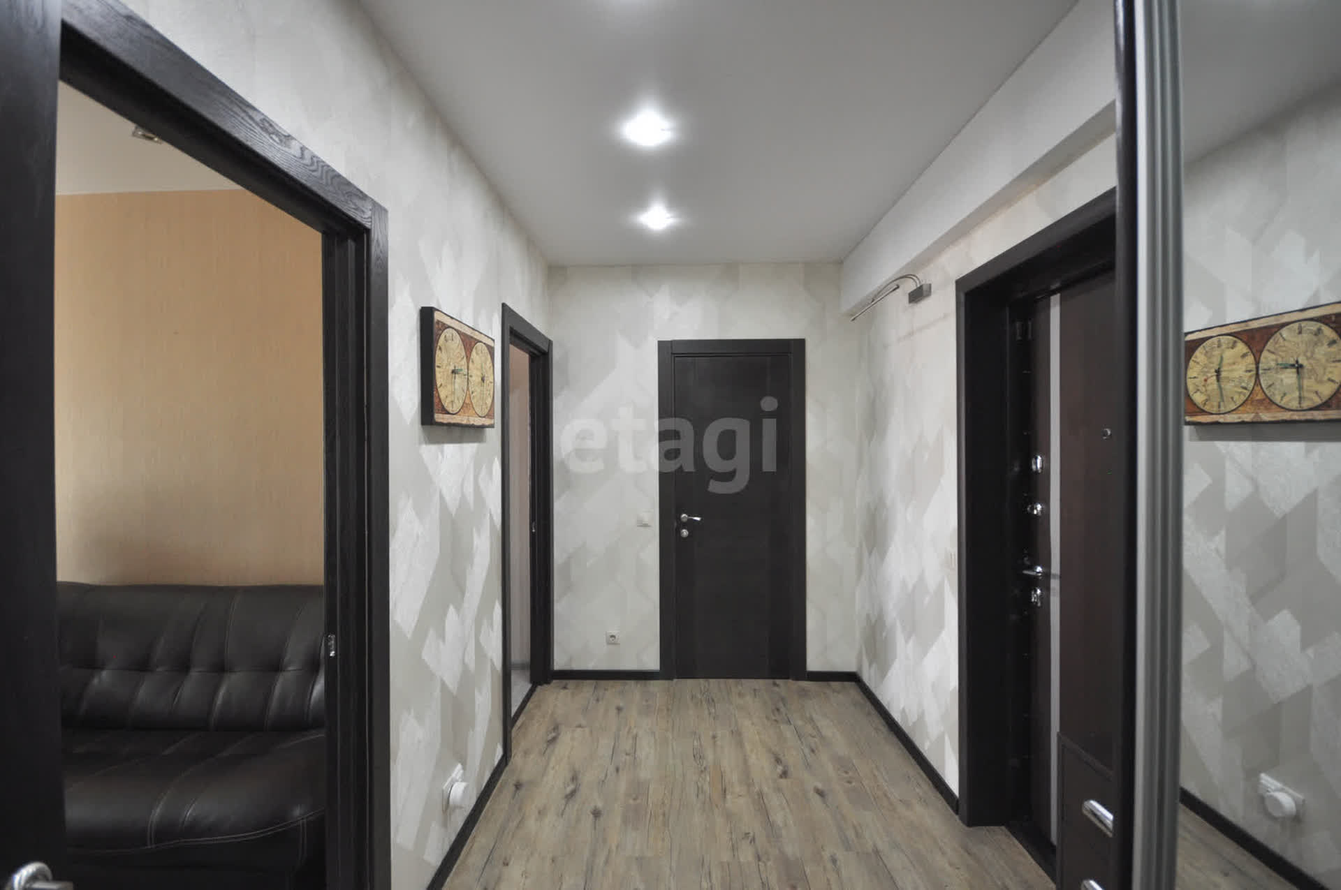 Продажа 2-комнатной квартиры, Южно-Сахалинск, Сахалинская область,  Южно-Сахалинск