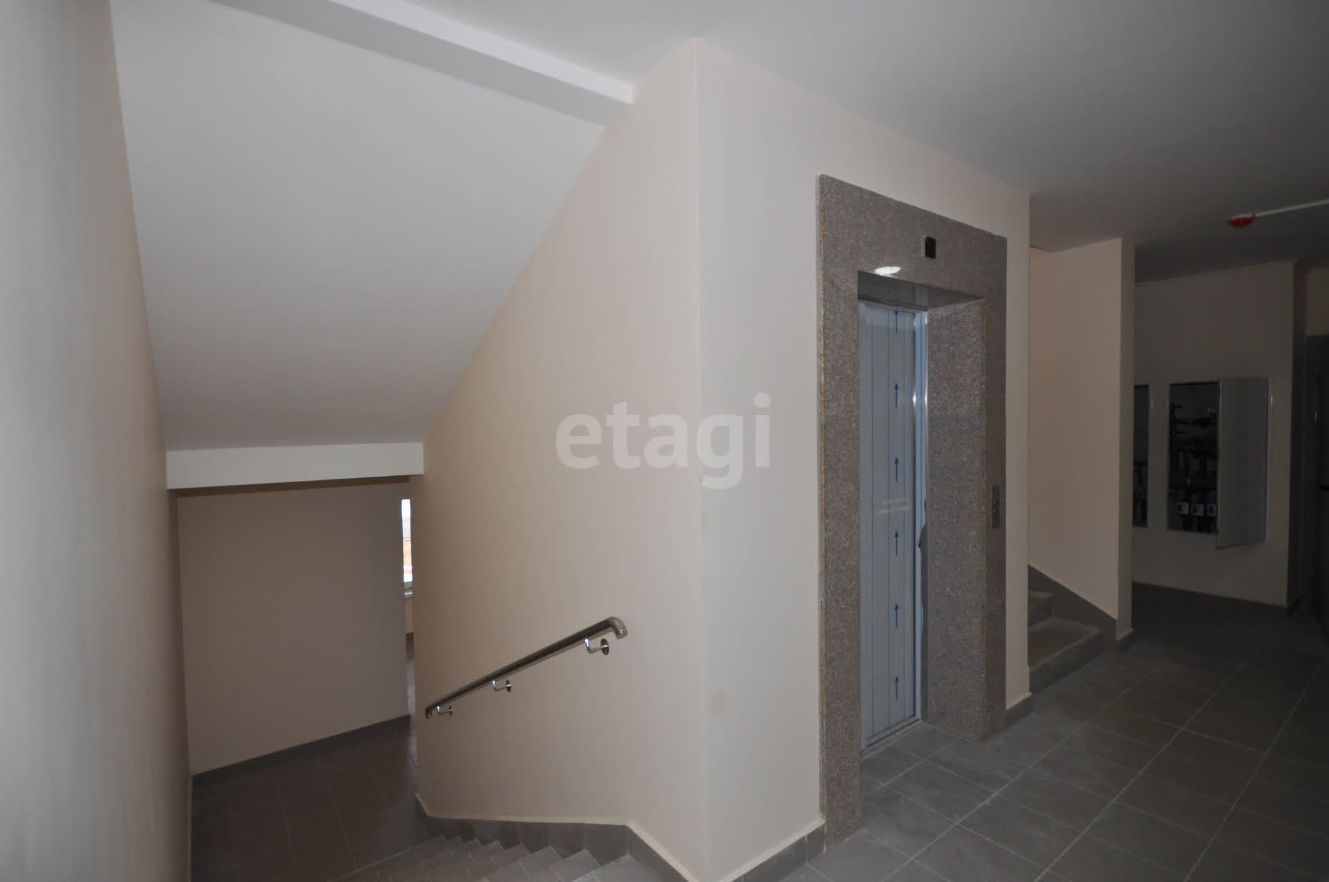 Продажа 2-комнатной квартиры, Южно-Сахалинск, Сахалинская область,  Южно-Сахалинск