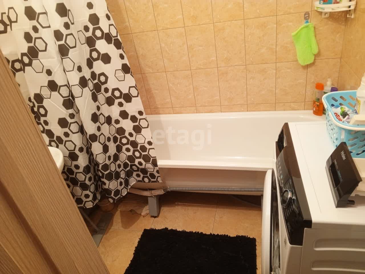 Продажа 2-комнатной квартиры, Южно-Сахалинск, Сахалинская область,  Южно-Сахалинск