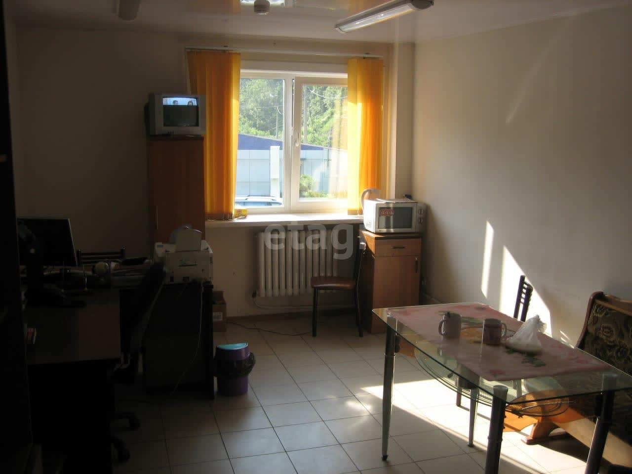 Продажа коммерческой недвижимости, 201м <sup>2</sup>, Южно-Сахалинск, Сахалинская область,  Южно-Сахалинск